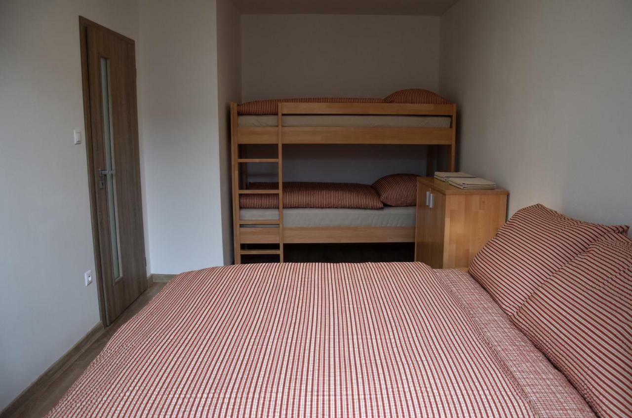 Elemir Apartment Bešeňová Екстериор снимка