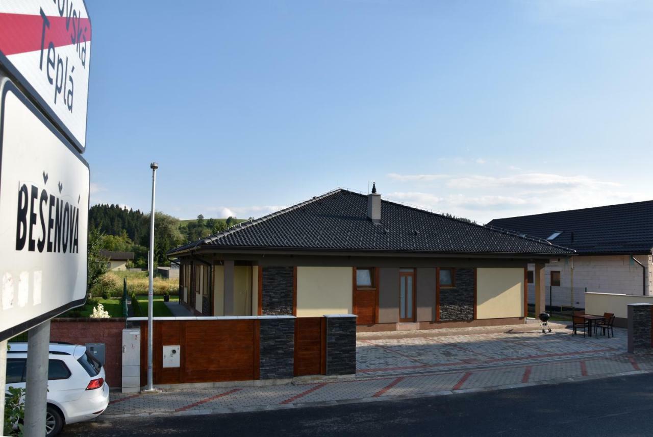 Elemir Apartment Bešeňová Екстериор снимка