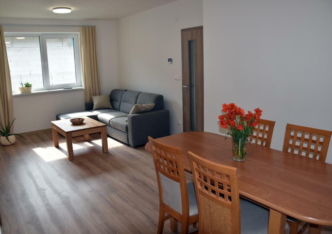 Elemir Apartment Bešeňová Екстериор снимка