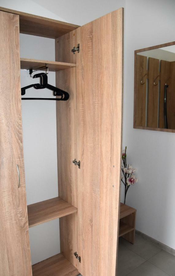 Elemir Apartment Bešeňová Екстериор снимка