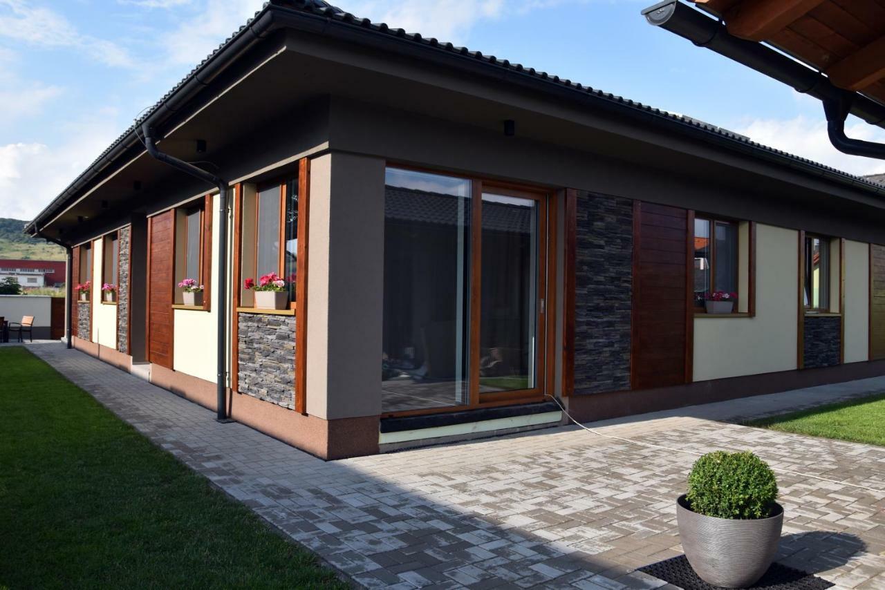 Elemir Apartment Bešeňová Екстериор снимка