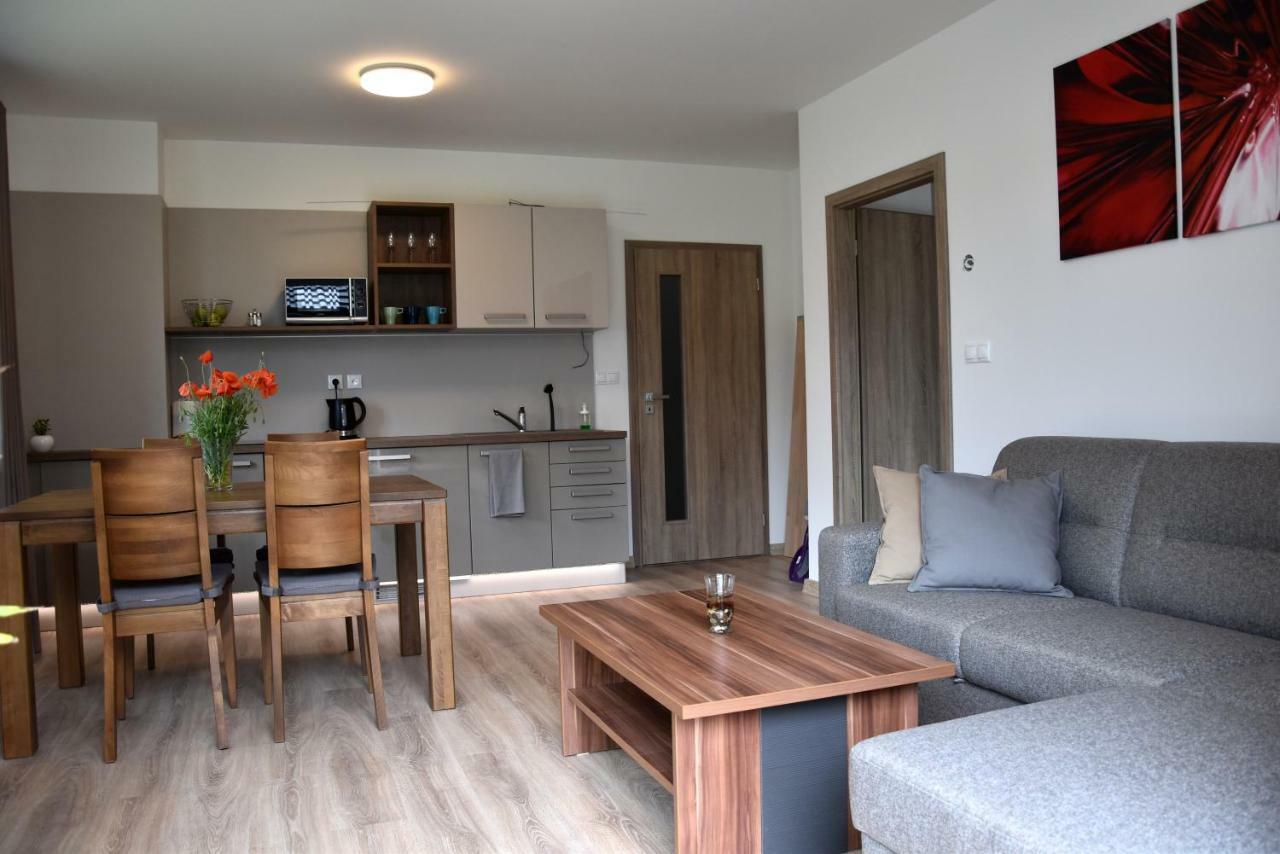 Elemir Apartment Bešeňová Екстериор снимка